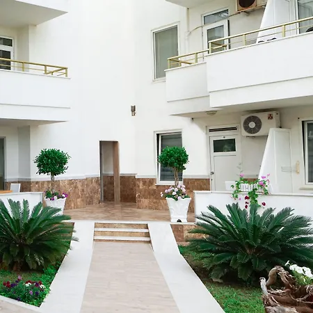 Bora Bora Butik Otel 3*