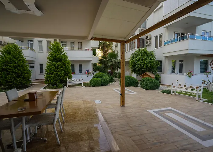 Bora Bora Butik Otel 3*