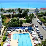 Bora Bora Butik Otel 3*