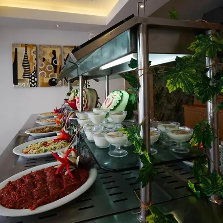 Bora Bora Butik Szálloda 3*