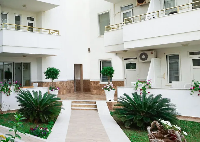 Bora Bora Butik Hotel 3*