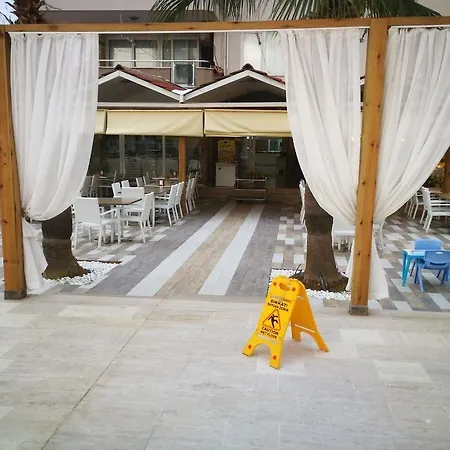 Bora Bora Butik 阿拉尼亚